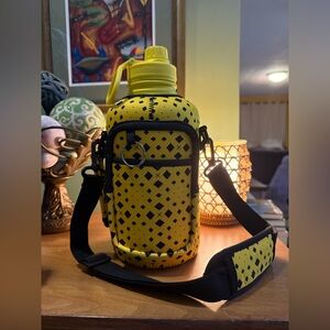 Thermos Half Gallon Insulated Water Bottle With Sleeve